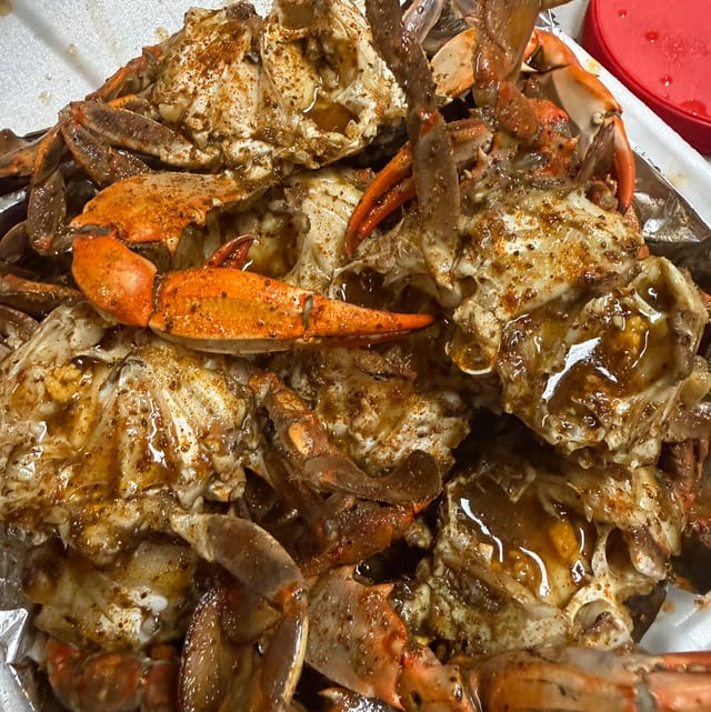 Dozens Steamed Crabs Small.